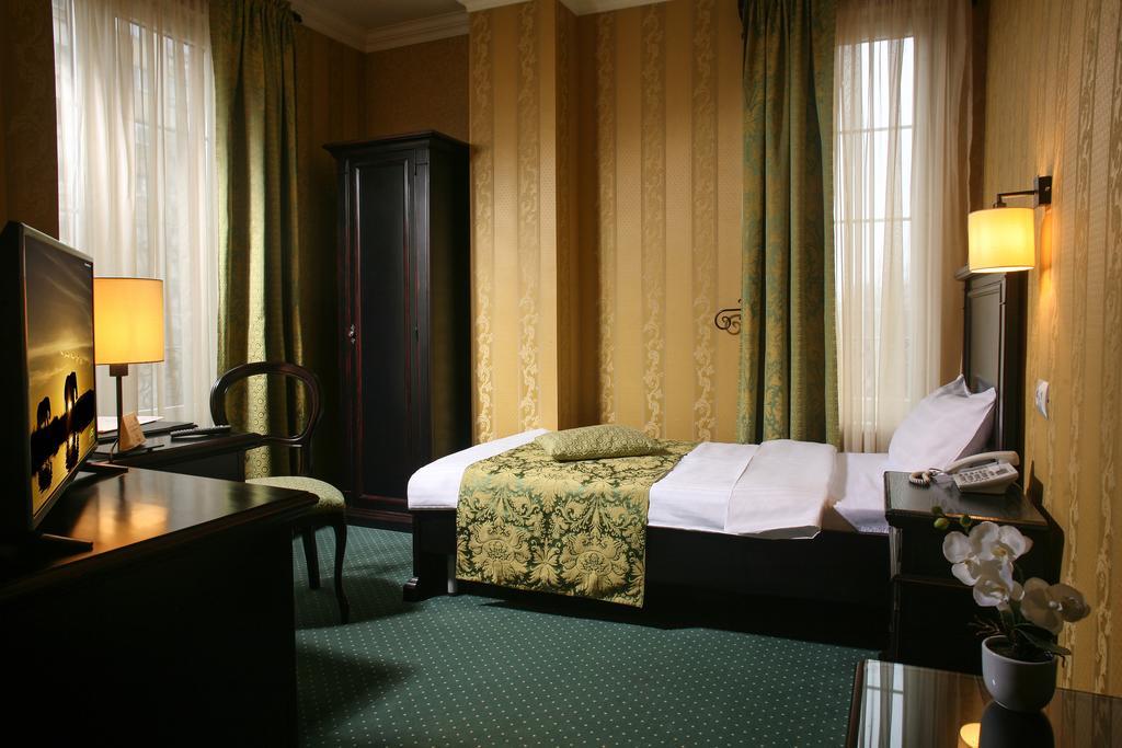 Hotel Novera Timisoara Habitación foto
